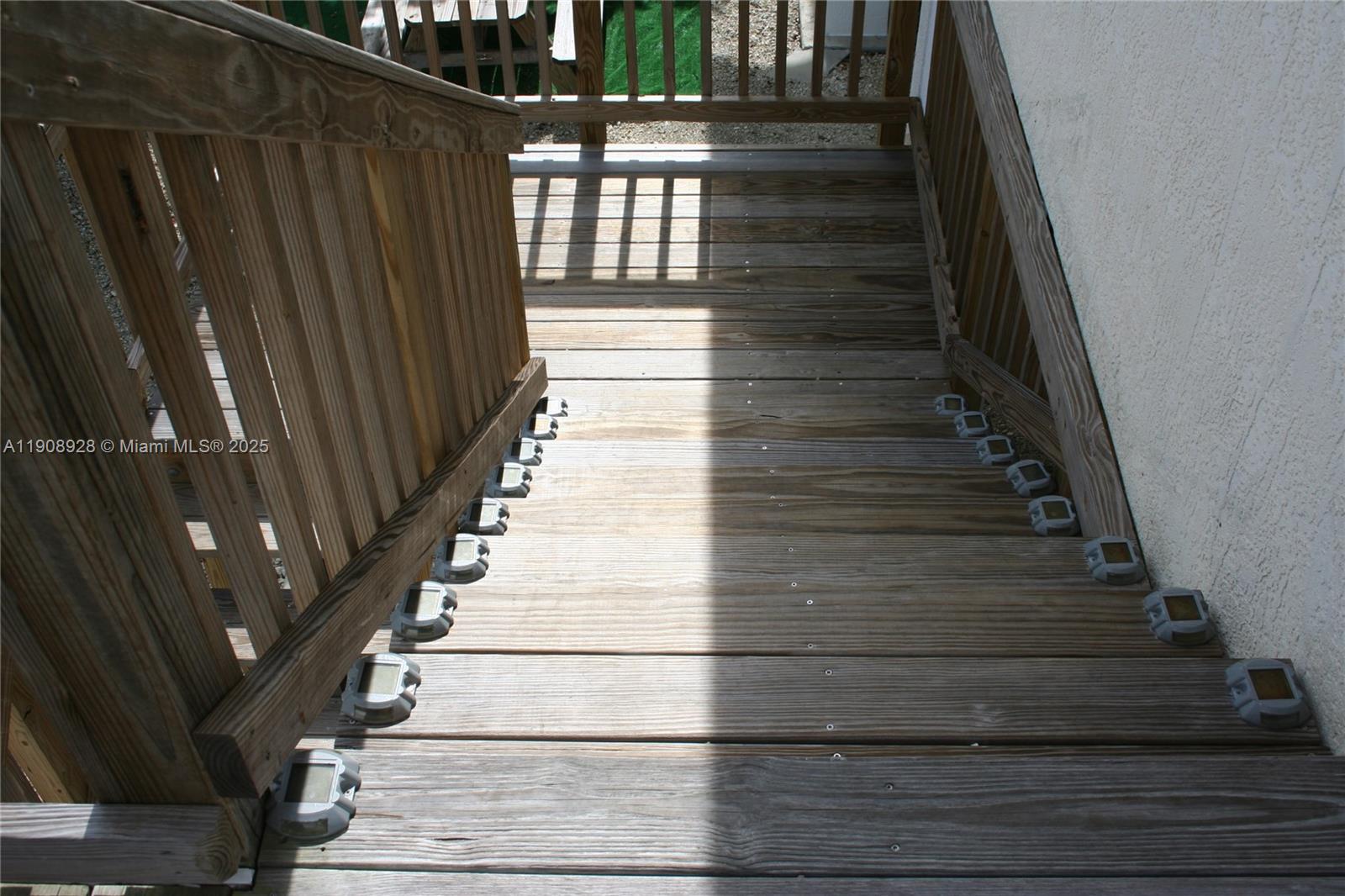 150 Peace Ave Property Photo 6