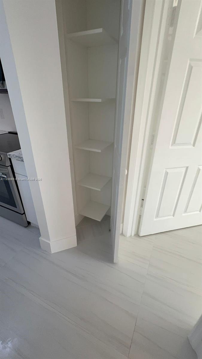 17100 N Bay Rd 1617 Property Photo 9