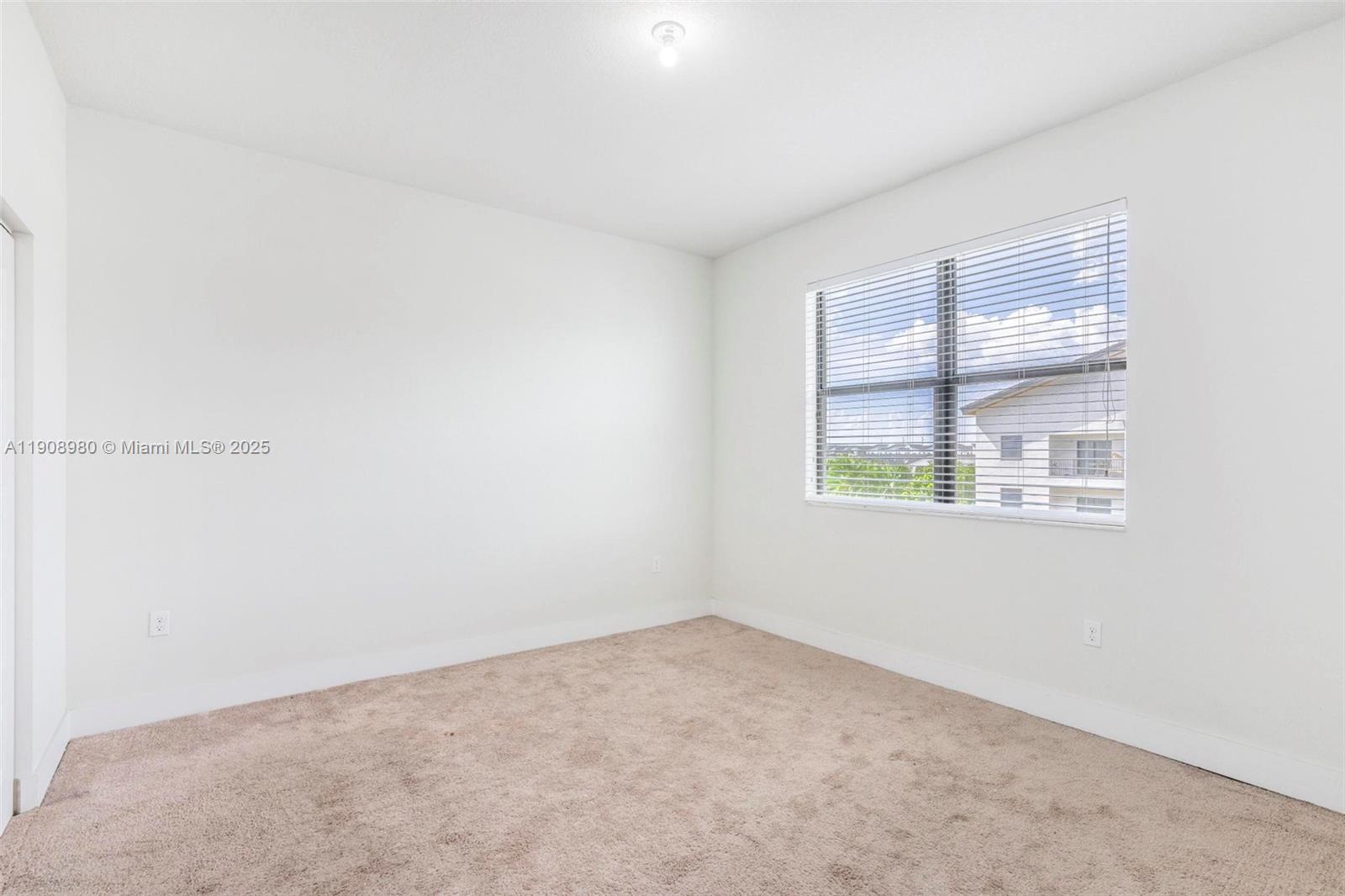 7865 Nw 104th Ave 33 Property Photo 13