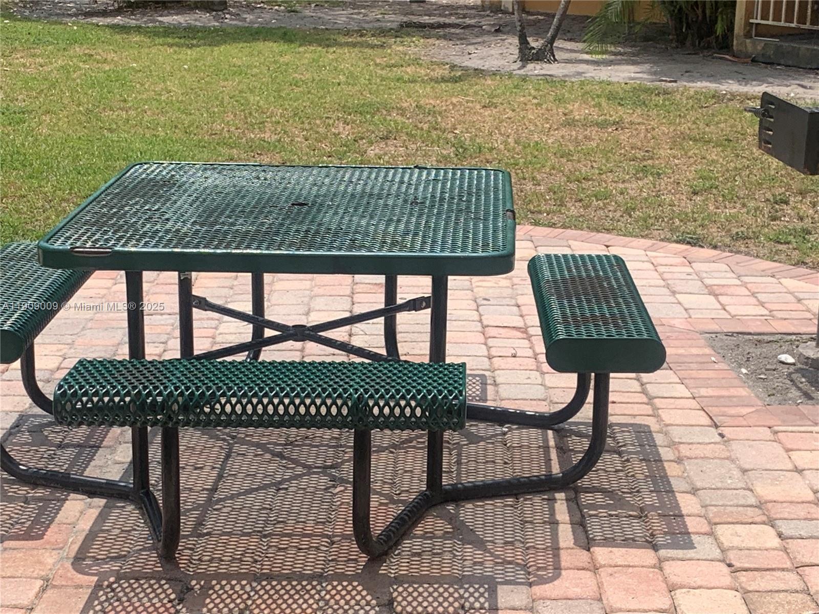 17911 Nw 68th Ave O210 Property Photo 35