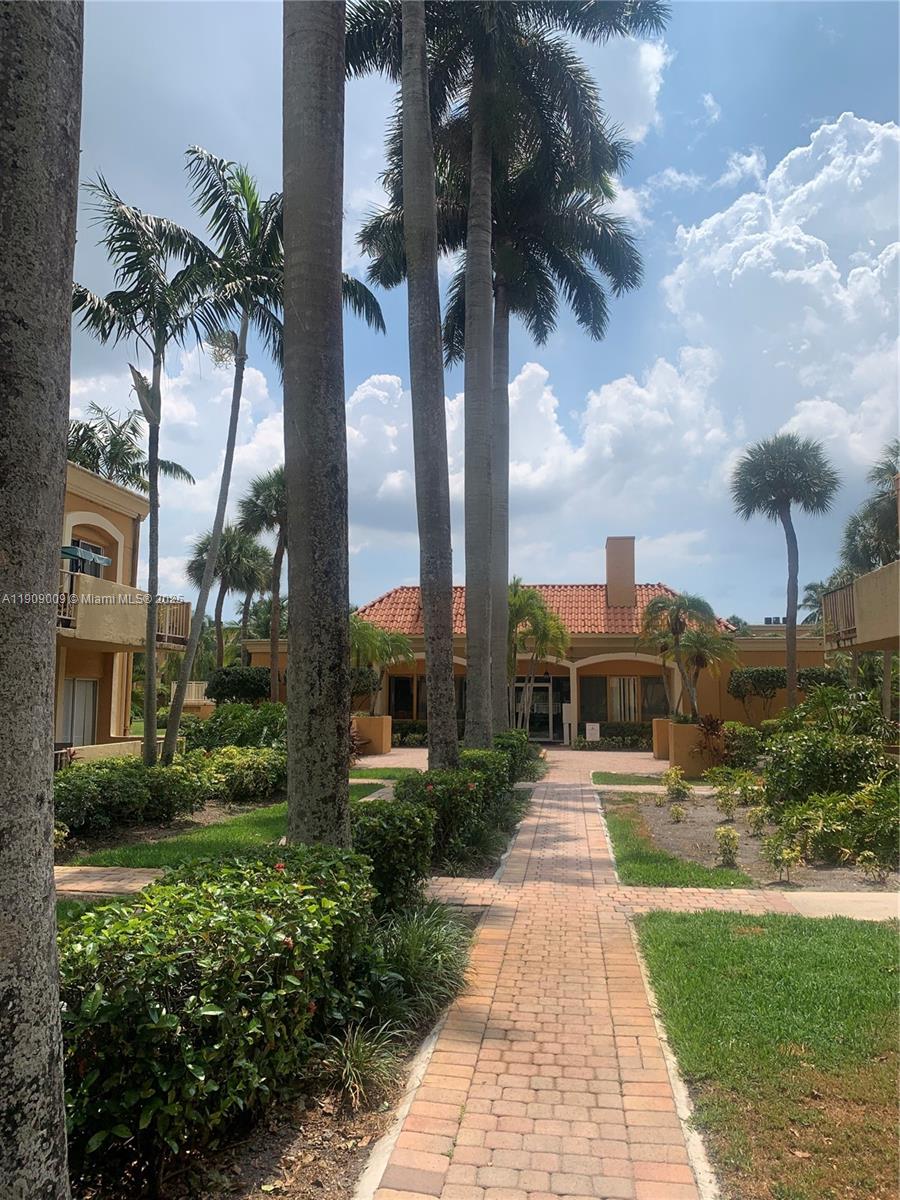 17911 Nw 68th Ave O210 Property Photo 38