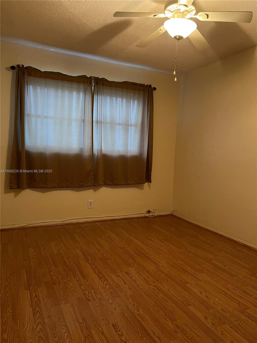 1521 Nw 43rd Ave 107 Property Photo 9