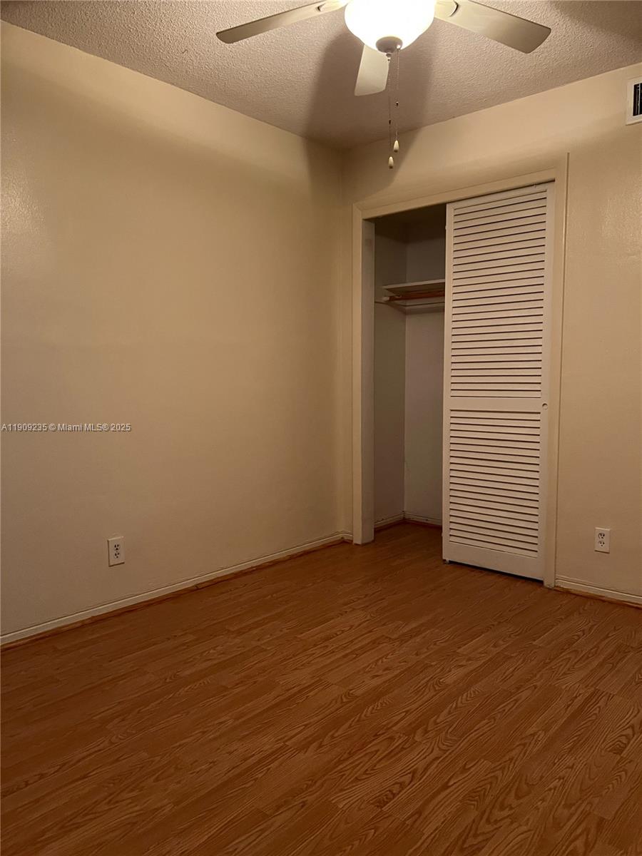 1521 Nw 43rd Ave 107 Property Photo 10