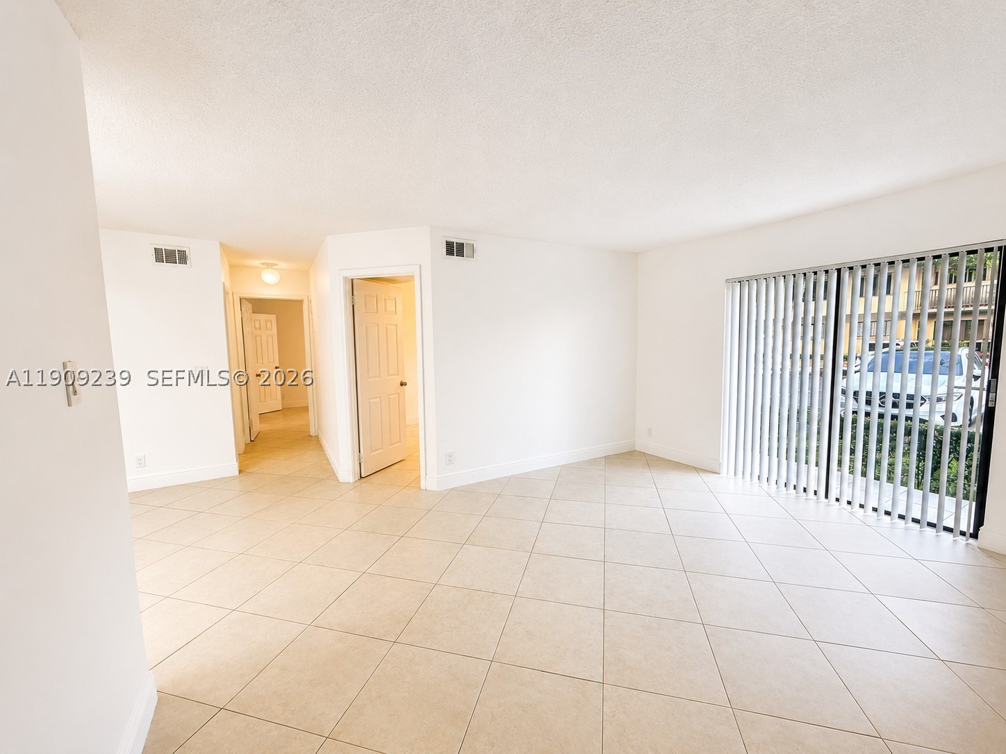 523 Trace Cir 105 Property Photo 1