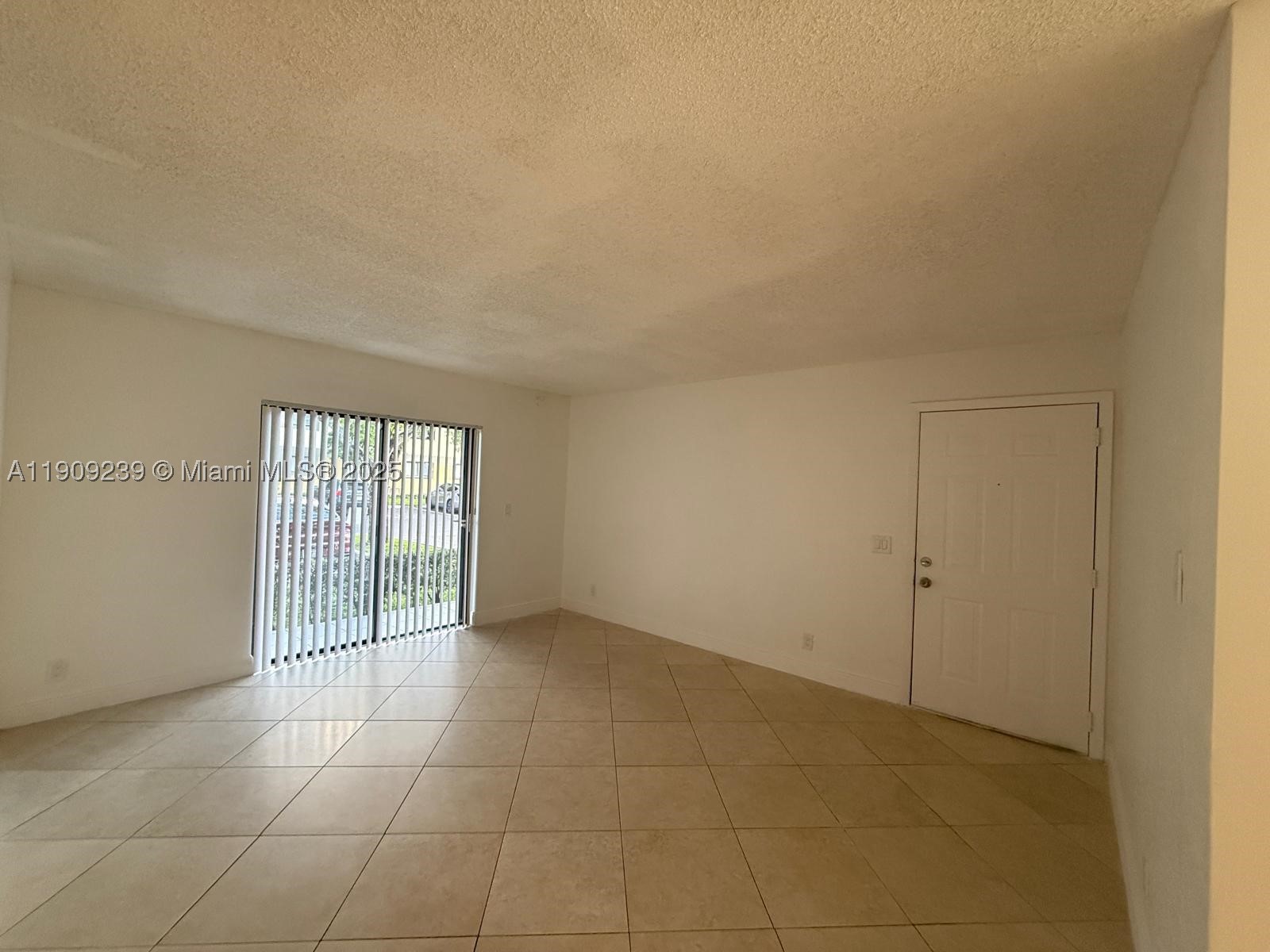 523 Trace Cir 105 Property Photo 12
