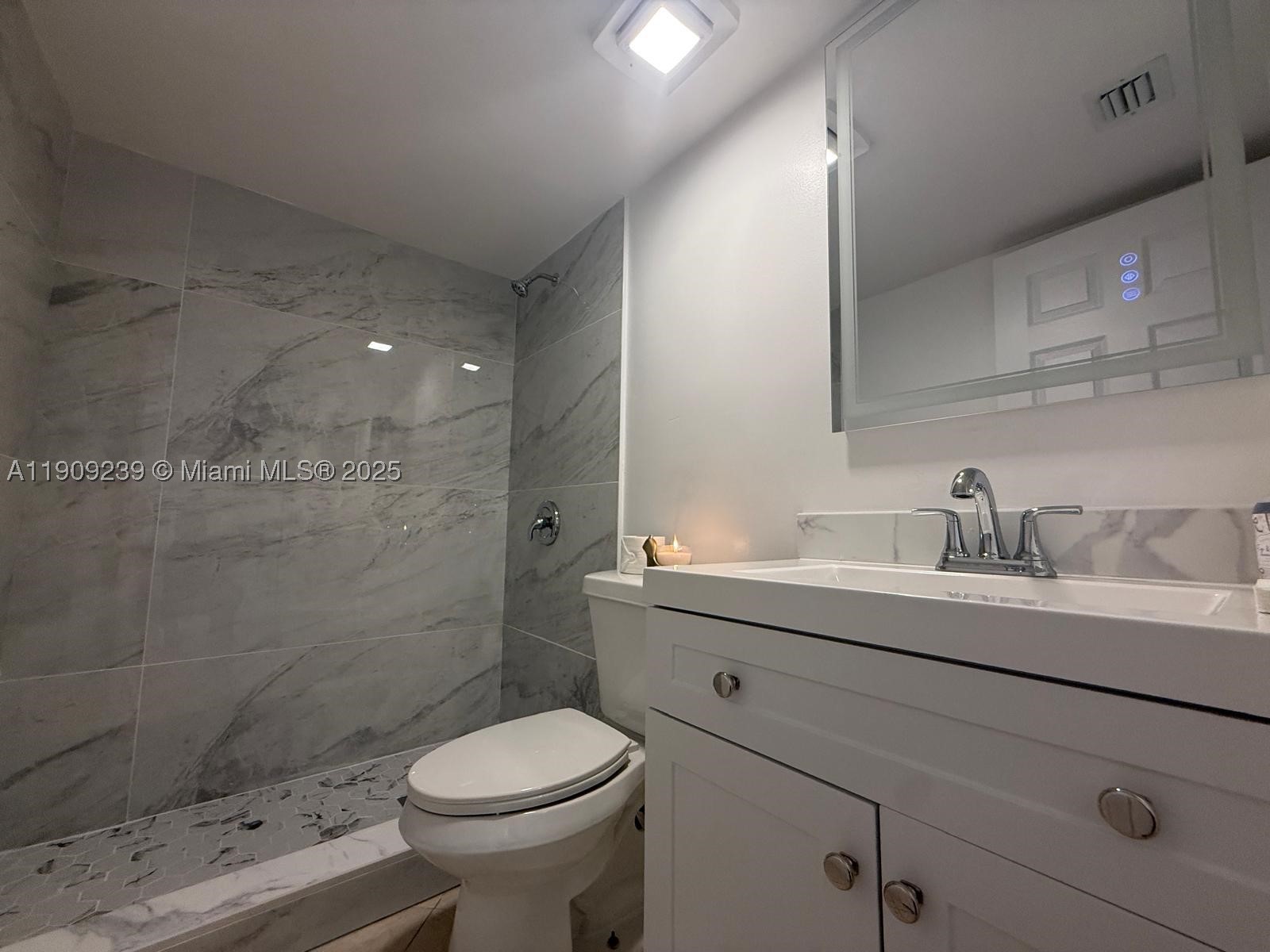 523 Trace Cir 105 Property Photo 14