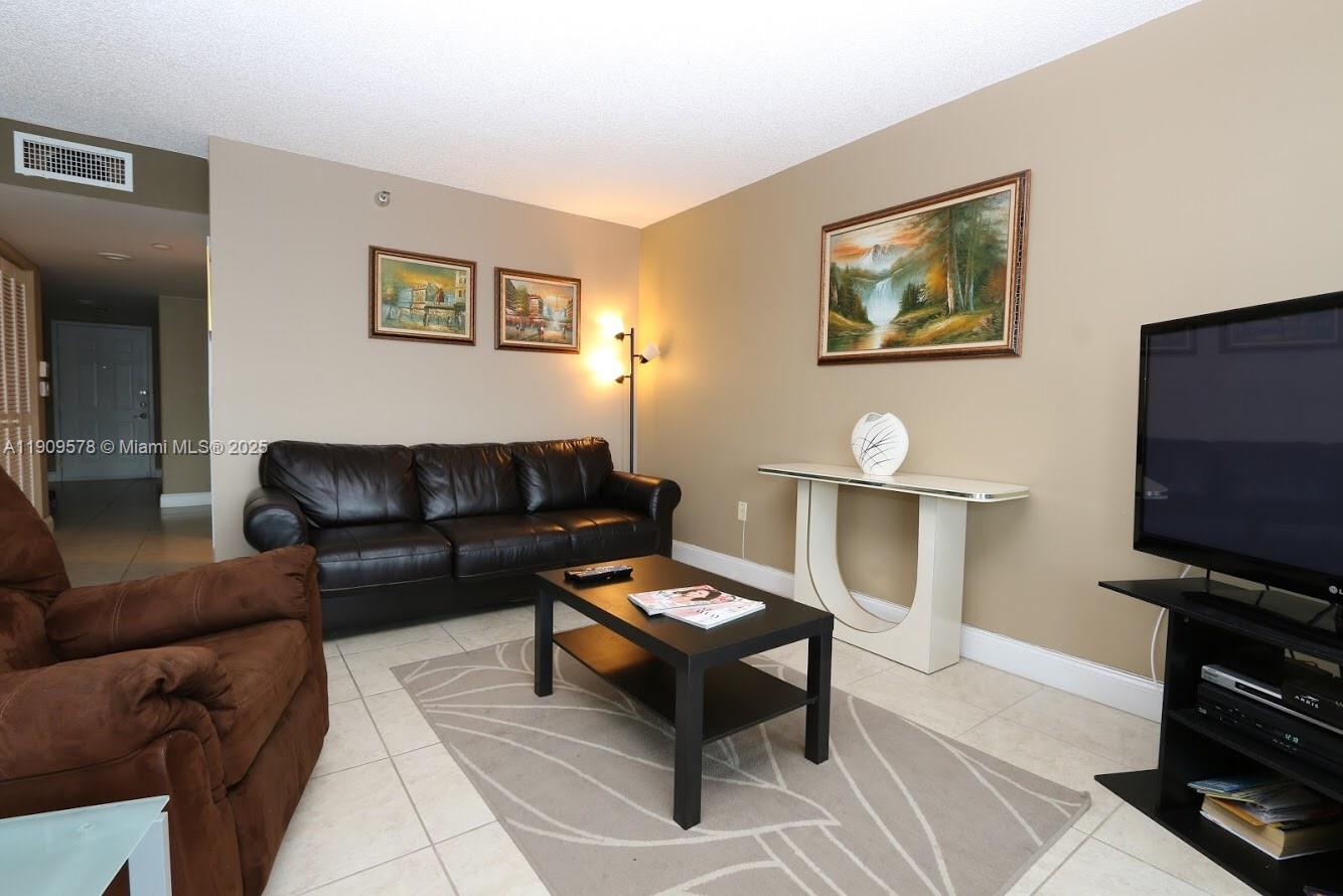 17800 N Bay Rd 404 Property Photo 6