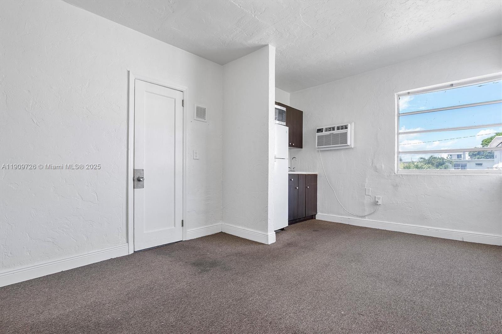 420 78th St Property Photo 20