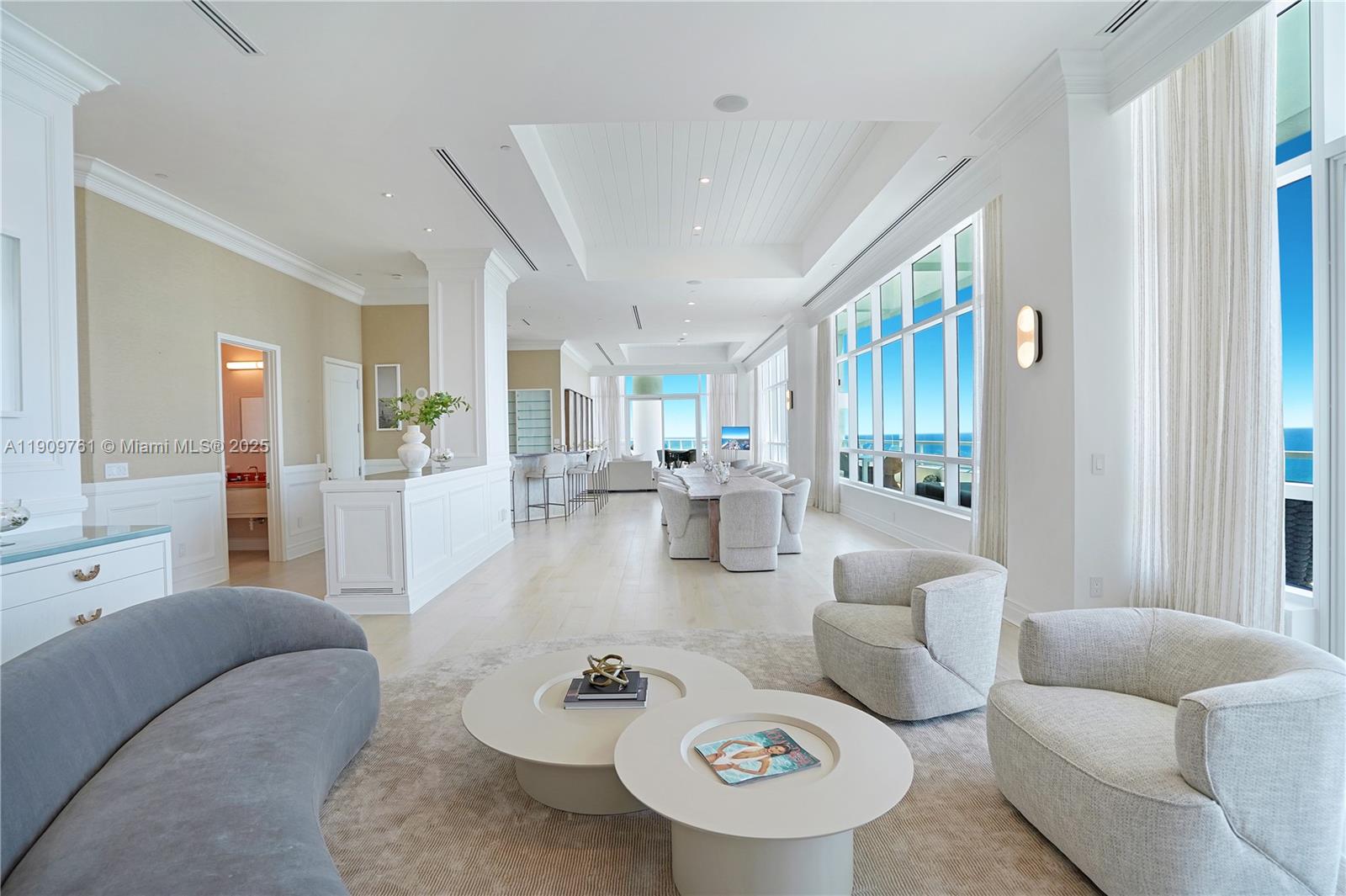 4401 Collins Ave Ph South Property Photo 19