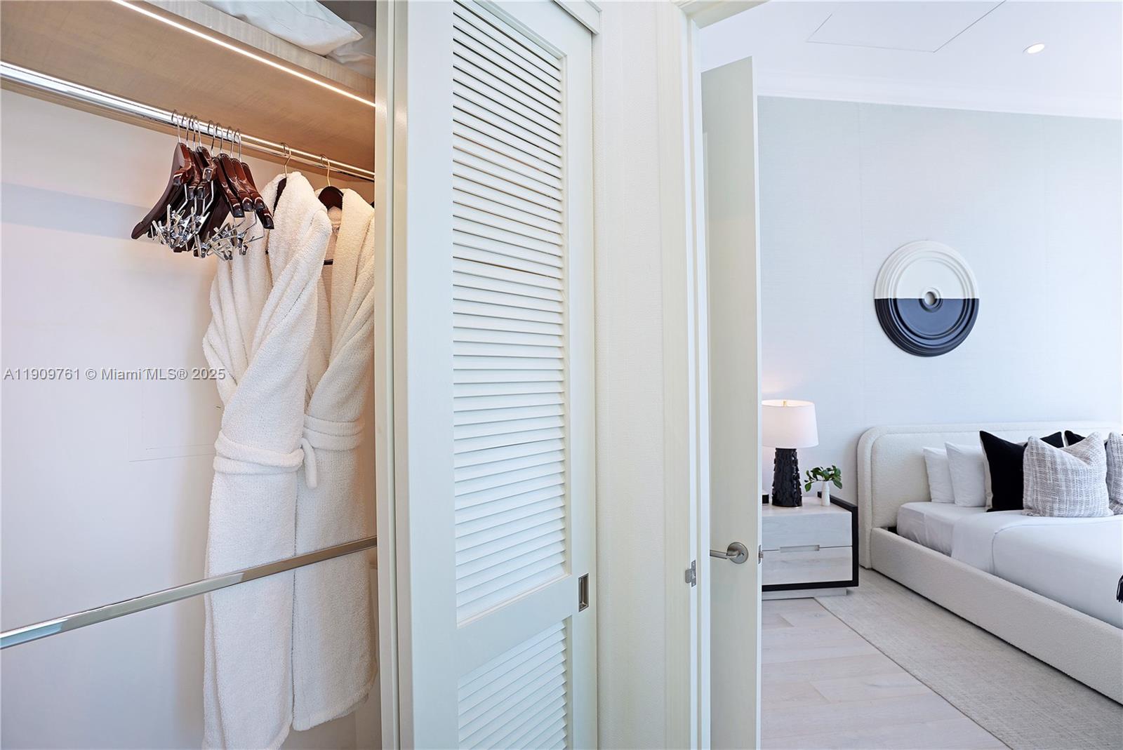 4401 Collins Ave Ph South Property Photo 66