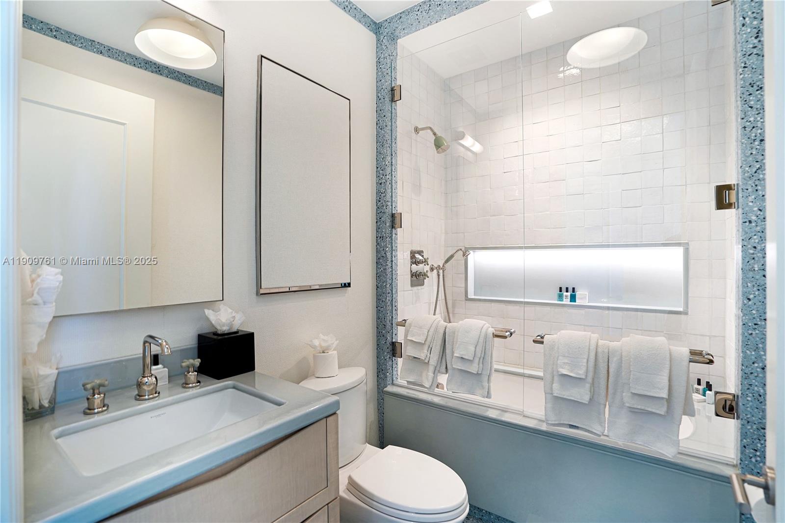 4401 Collins Ave Ph South Property Photo 73