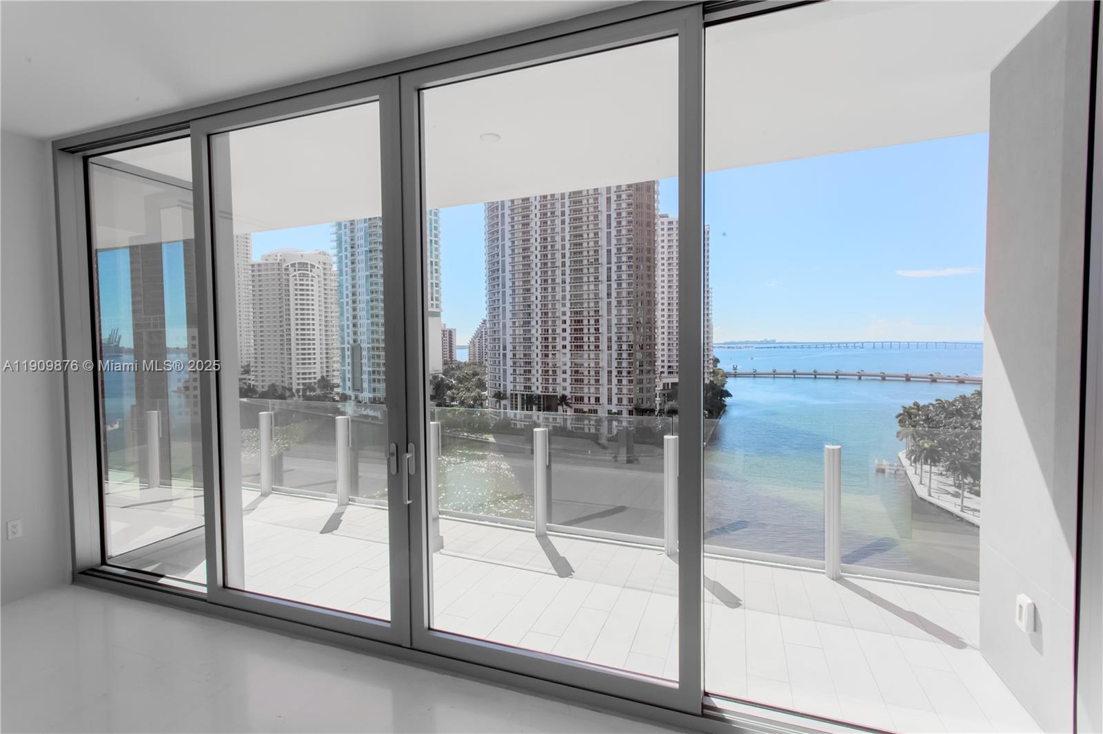 300 Biscayne Blvd Way 1003 Property Photo 1