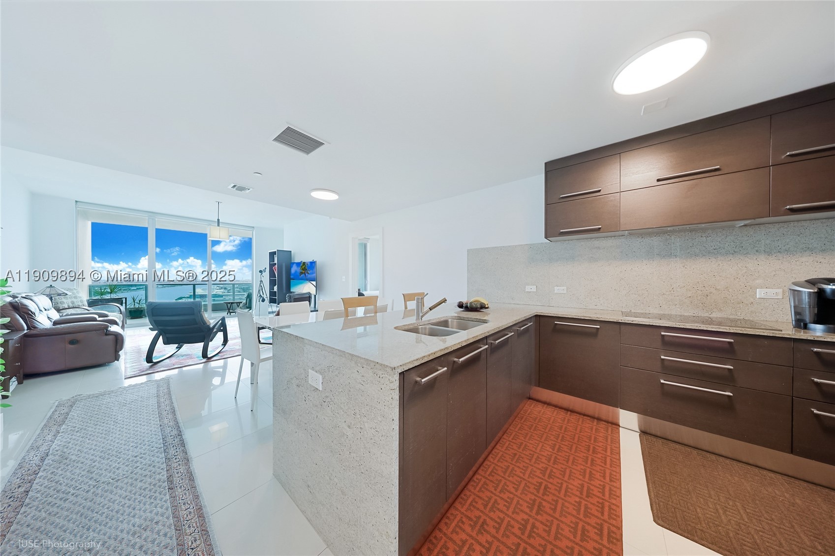 900 Biscayne Blvd 2602 Property Photo 7
