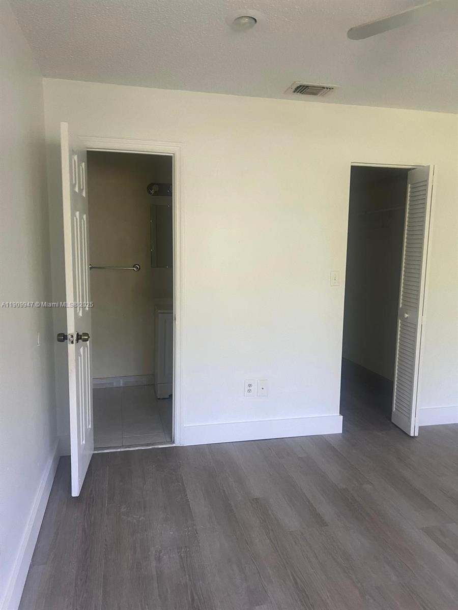 438 Ne 210th Cir Ter 202-4b Property Photo 18