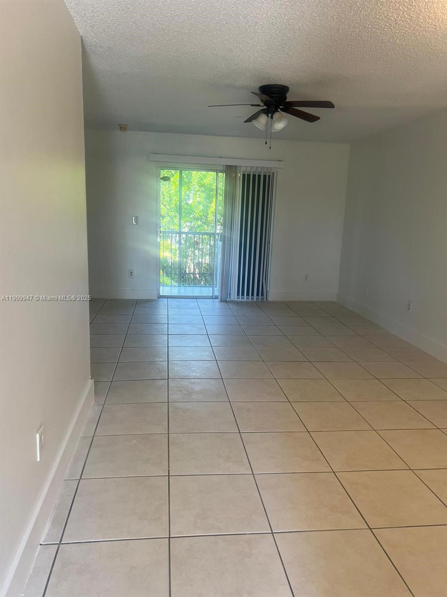 438 Ne 210th Cir Ter 202-4b Property Photo 21