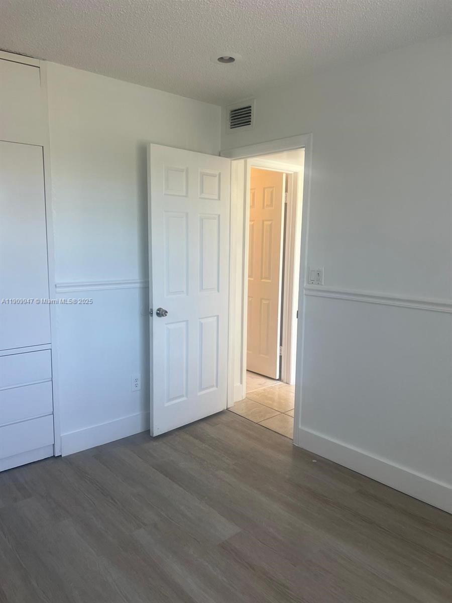 438 Ne 210th Cir Ter 202-4b Property Photo 22