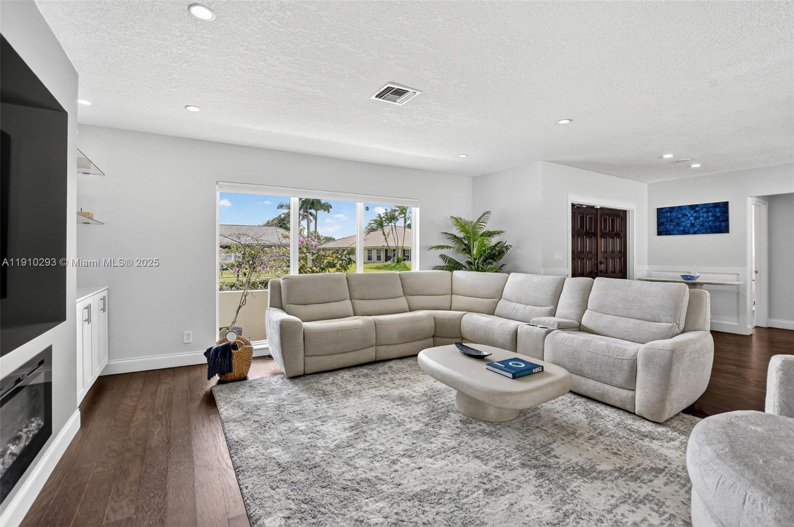 5660 Golfway Dr 0 Property Photo 6
