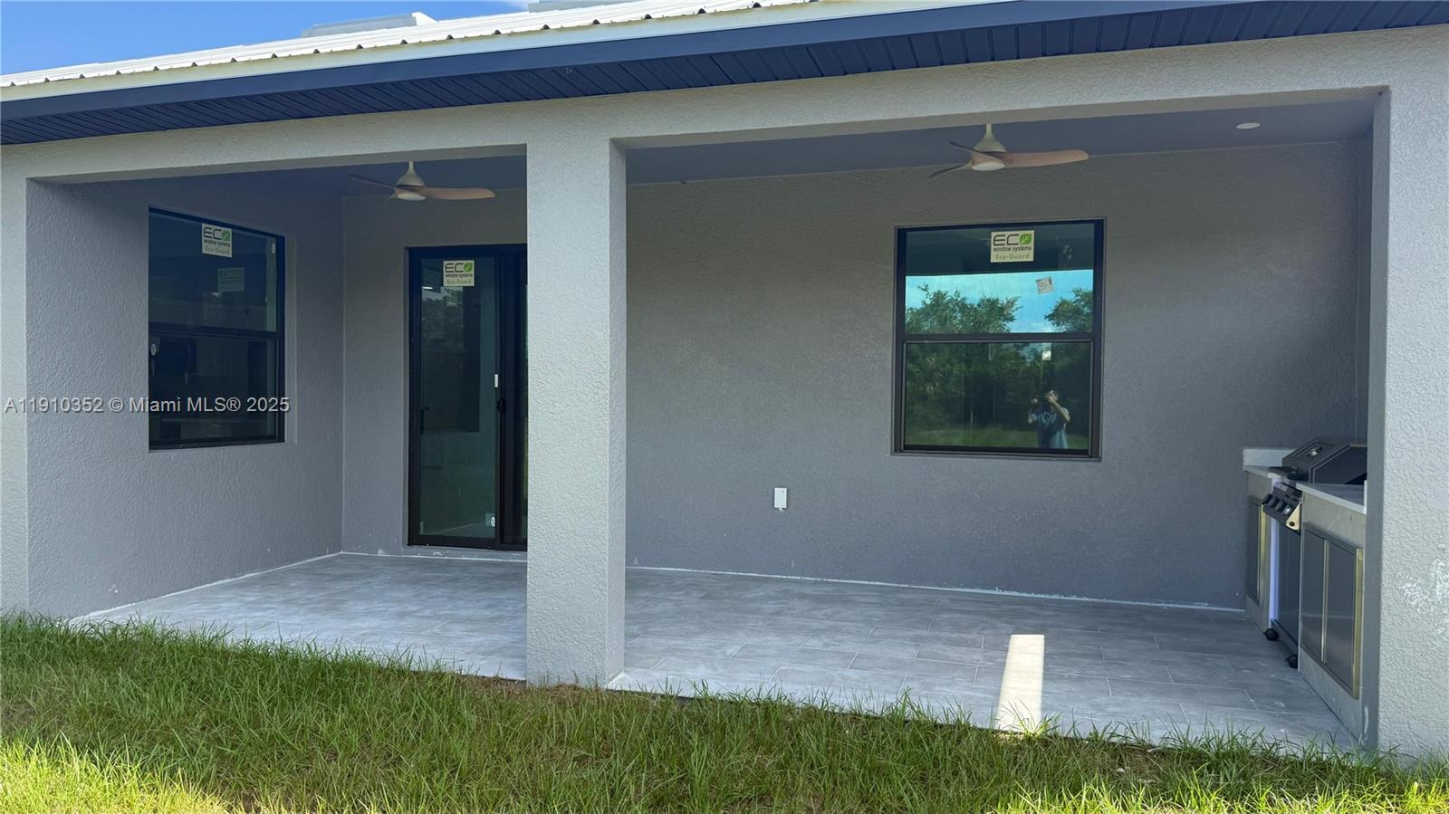 A11910352 Property Photo 29