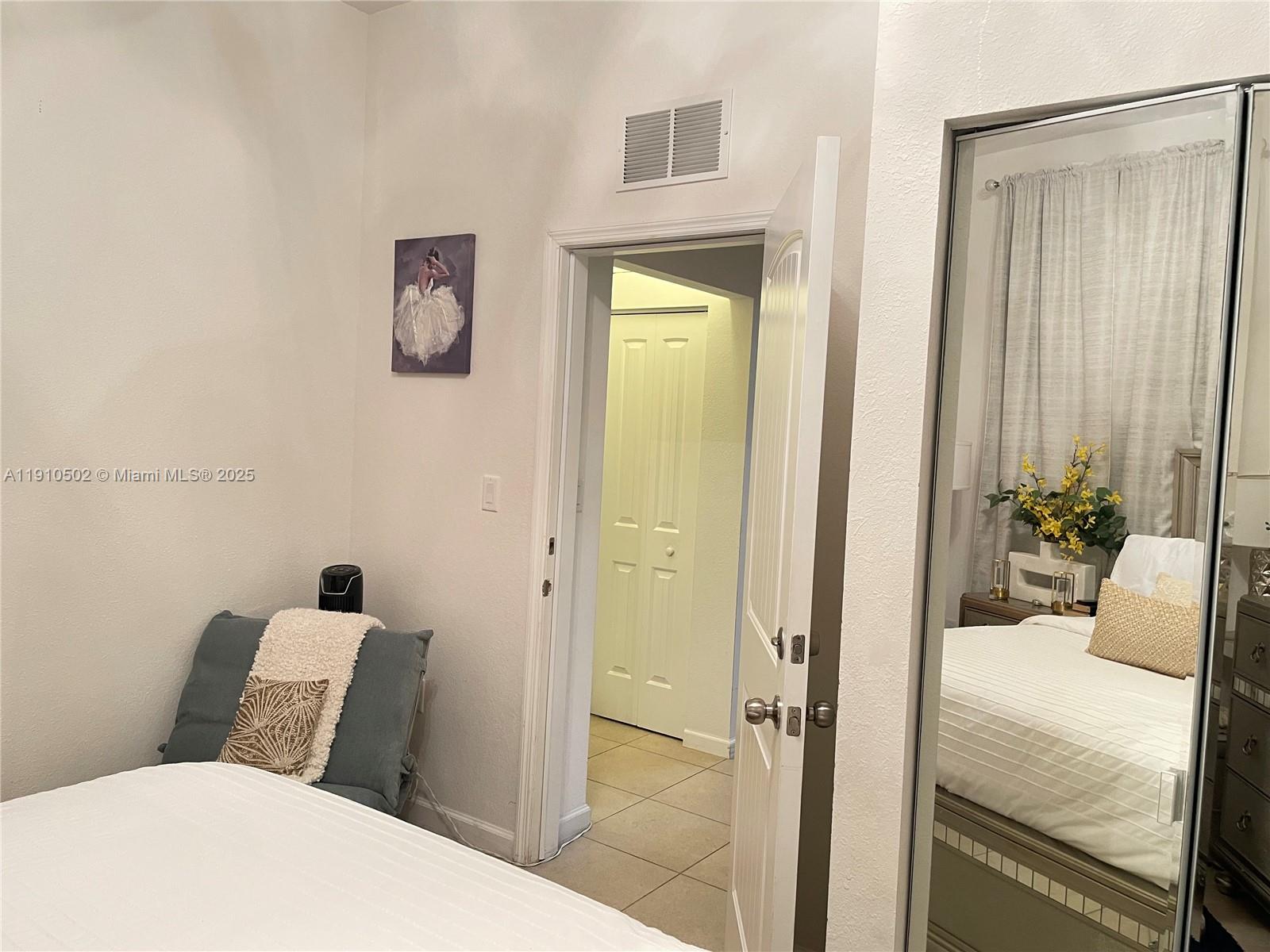 27563 Sw 139th Psge #b Property Photo 11