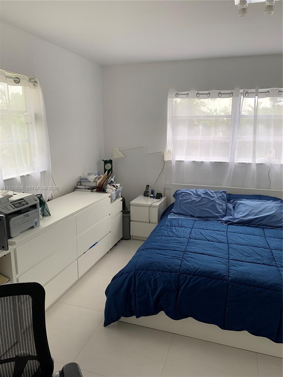 1501 Arthur St 10 Property Photo 14