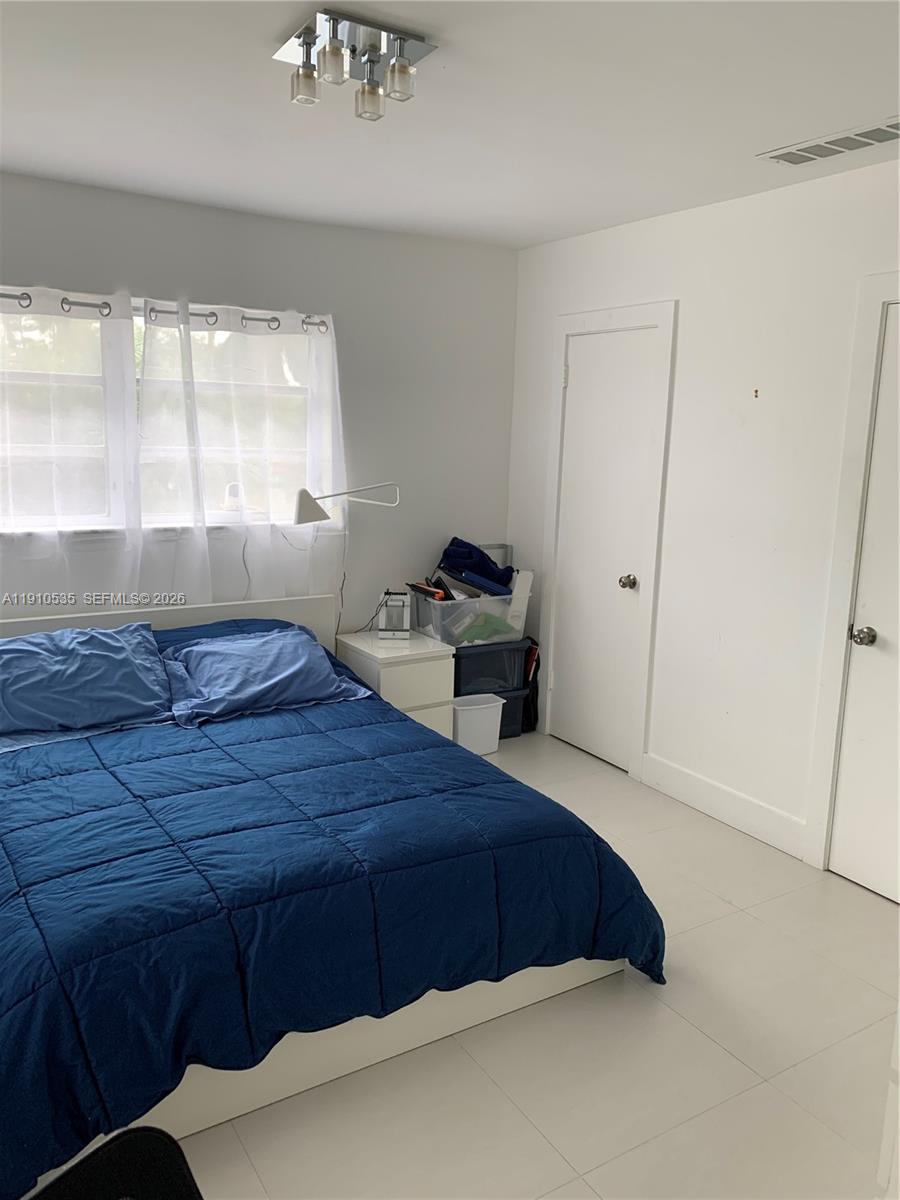 1501 Arthur St 10 Property Photo 16