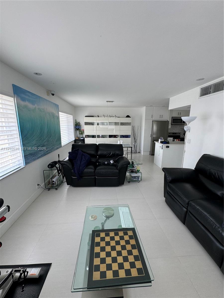 1501 Arthur St 10 Property Photo 54