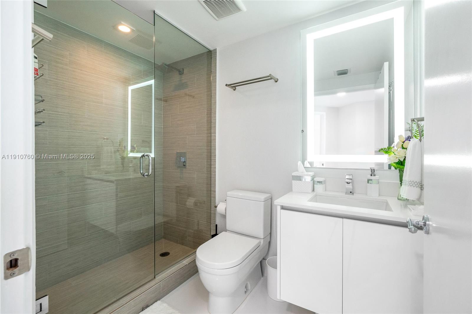 330 Sunny Isles Blvd 5-1908 Property Photo 20