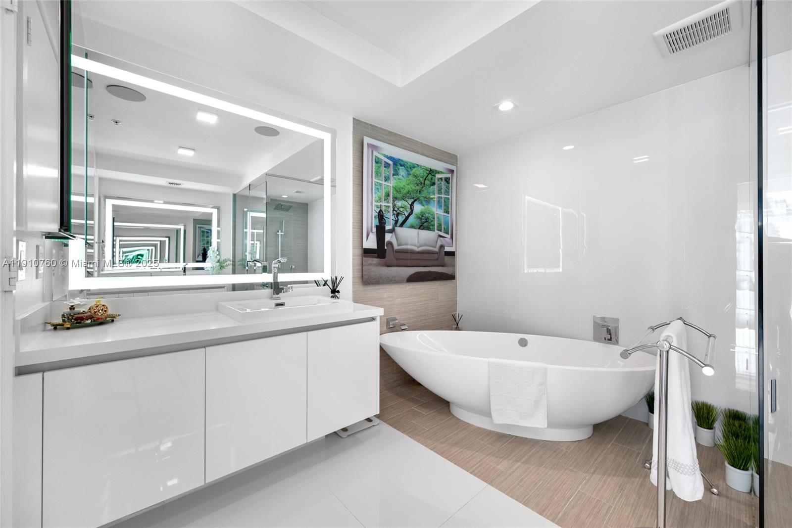 330 Sunny Isles Blvd 5-1908 Property Photo 25