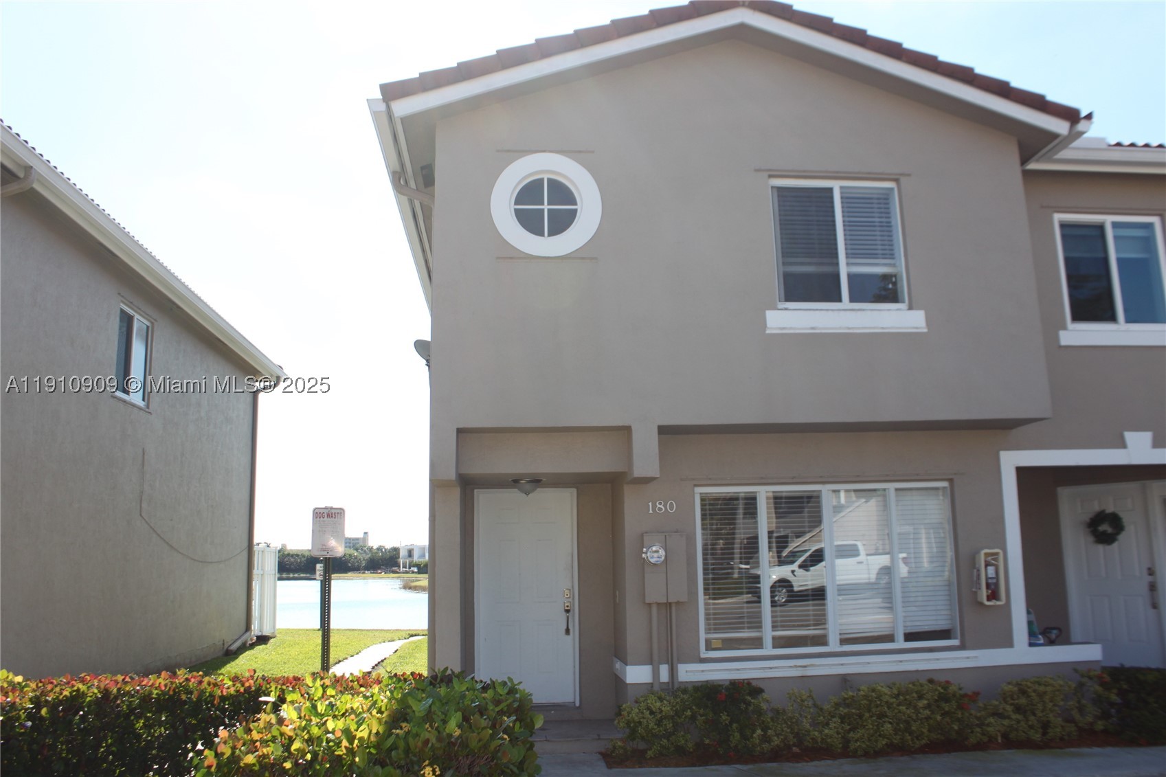 180 Riviera Cir 30-5 Property Photo 2