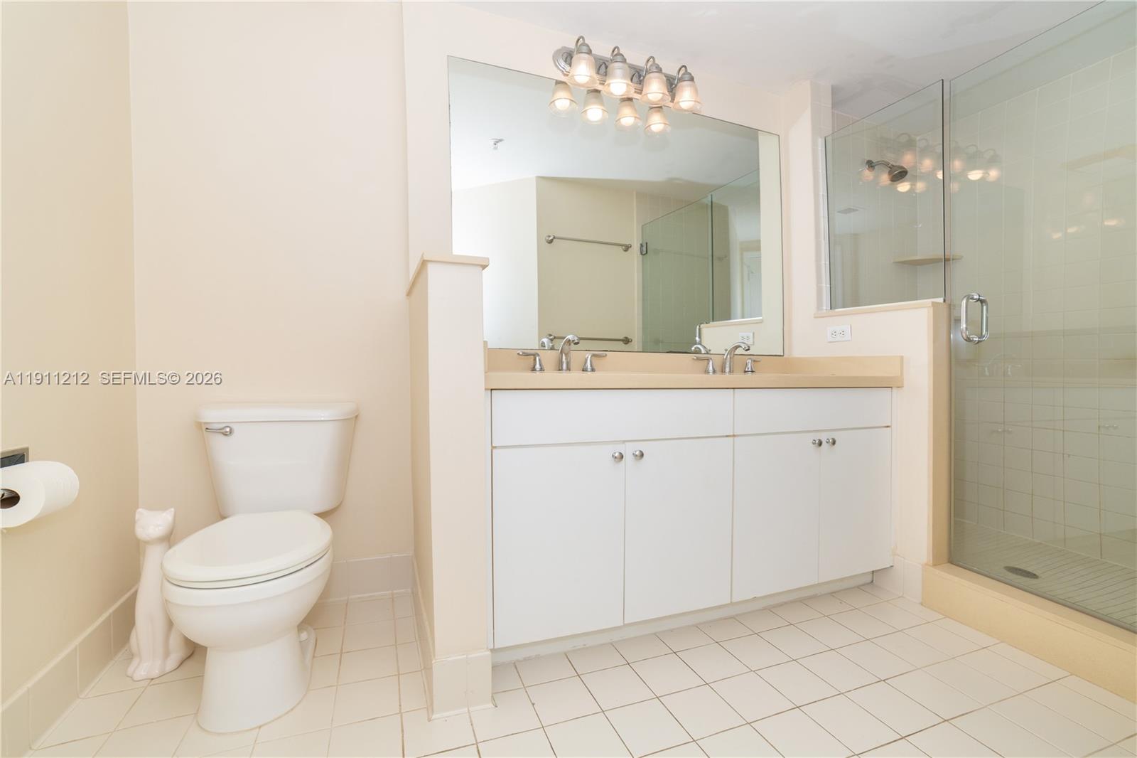 17150 N Bay Rd 2207 Property Photo 25