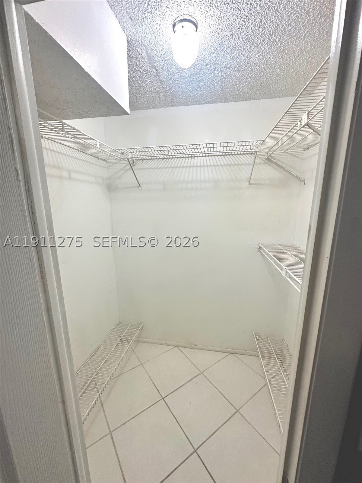 4158 Inverrary Dr 405 Property Photo 13