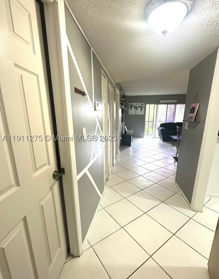 4158 Inverrary Dr 405 Property Photo 15