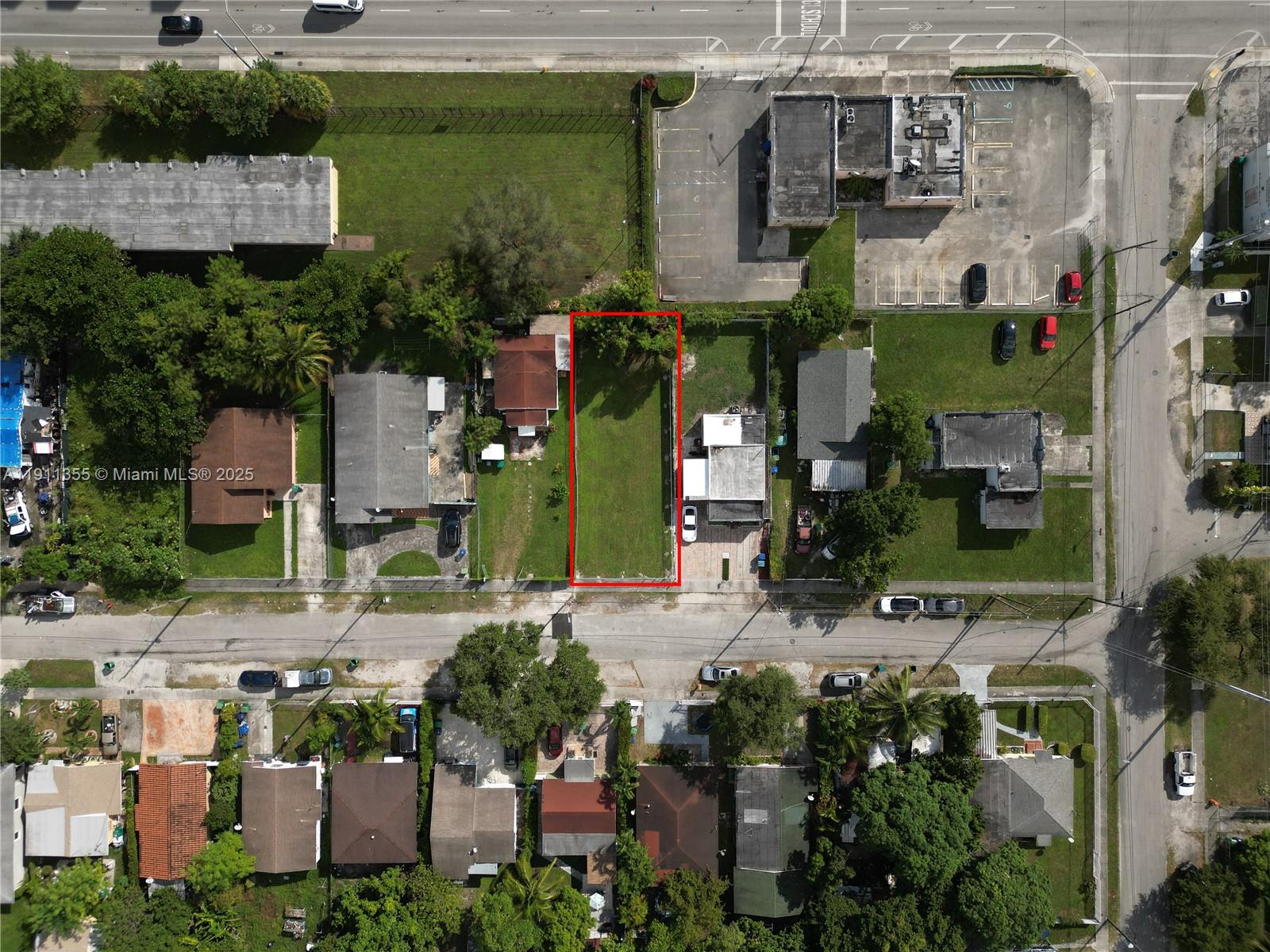 2368 Nw 55th St Property Photo 3