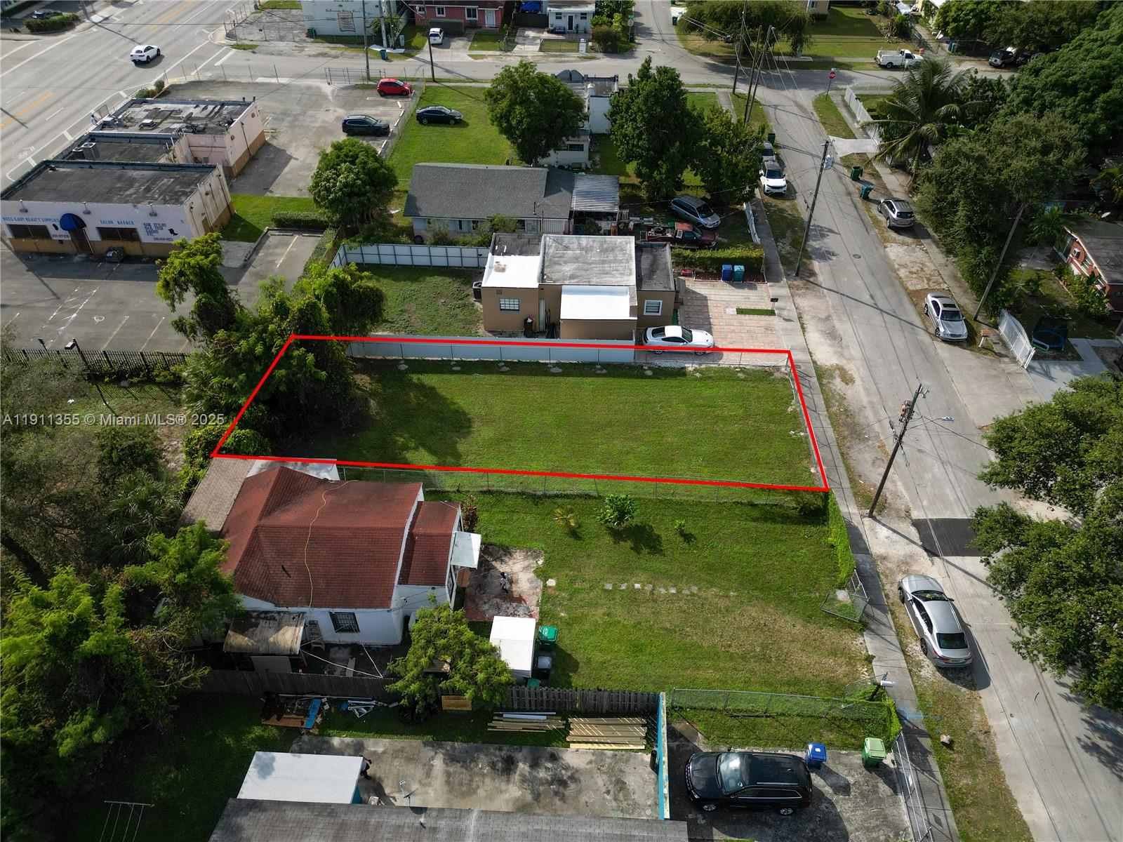 2368 Nw 55th St Property Photo 5