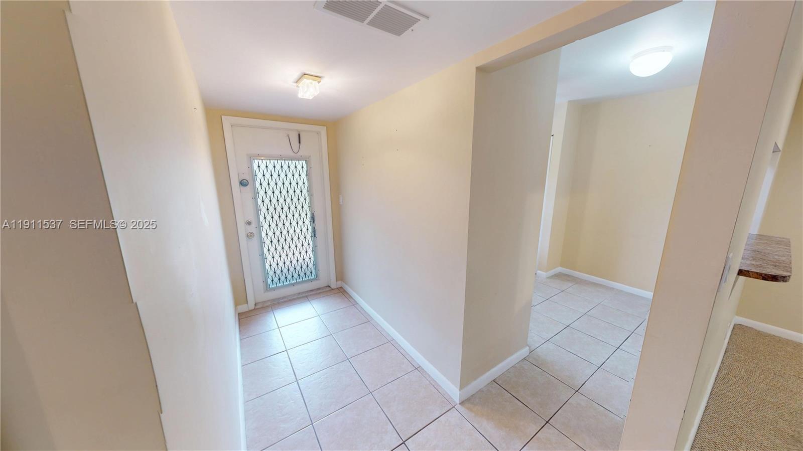 9301 Sunrise Lakes Blvd 303 Property Photo 7