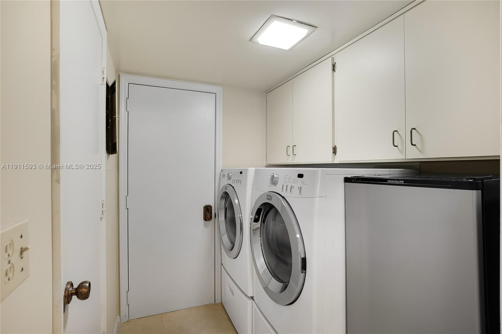 1815 Mooringline Dr 1 Property Photo 10