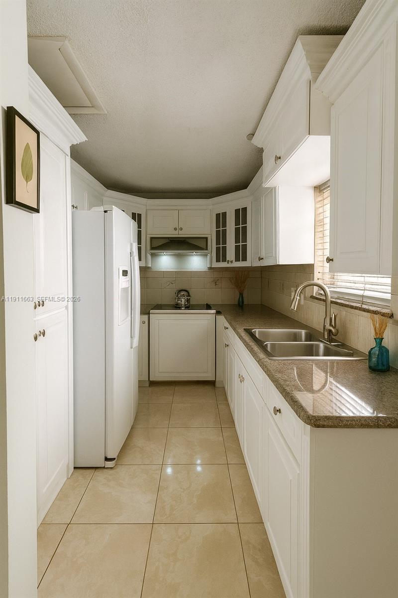 1101 Sw 17 Ave Property Photo 4