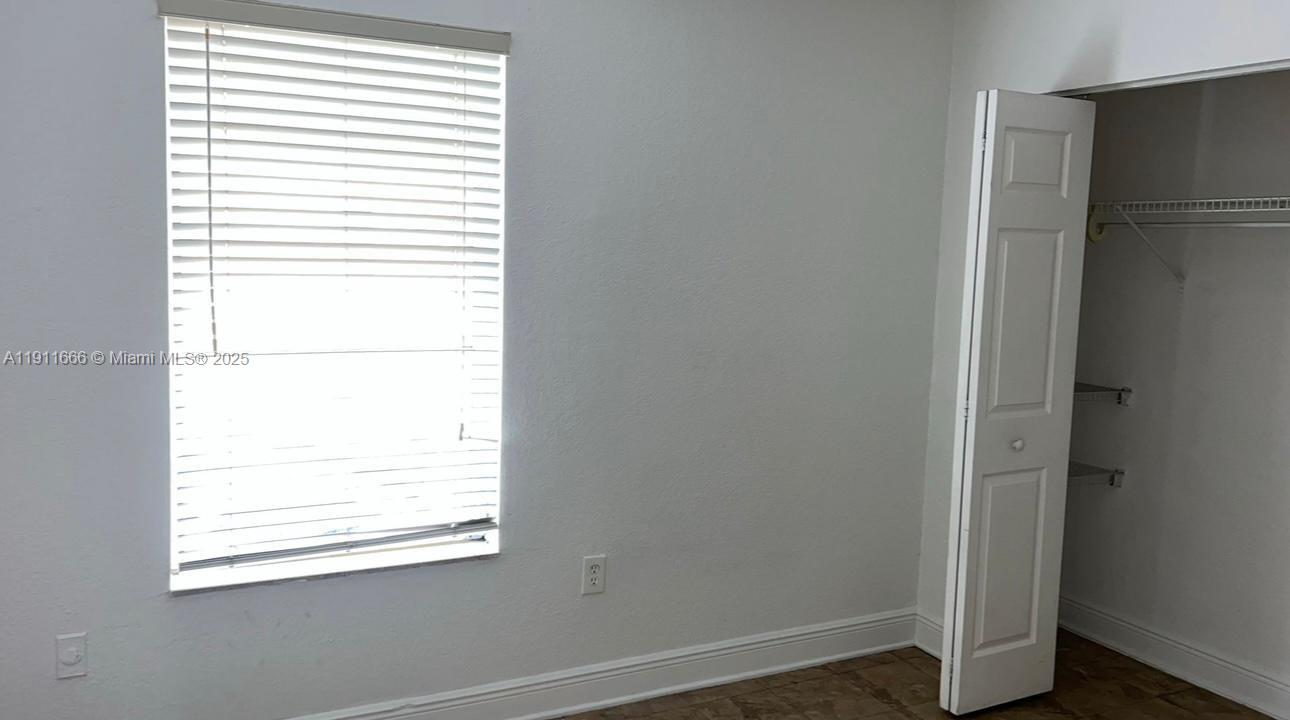 575 W 69th St 208 Property Photo 10