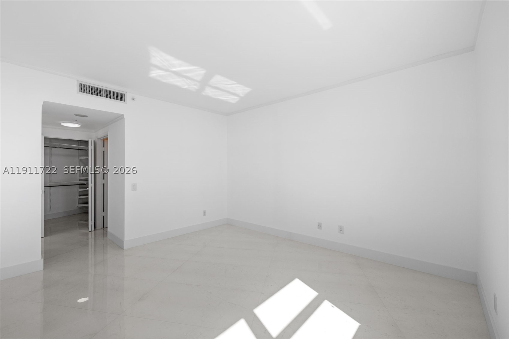 2475 Brickell Ave 1907 Property Photo 26