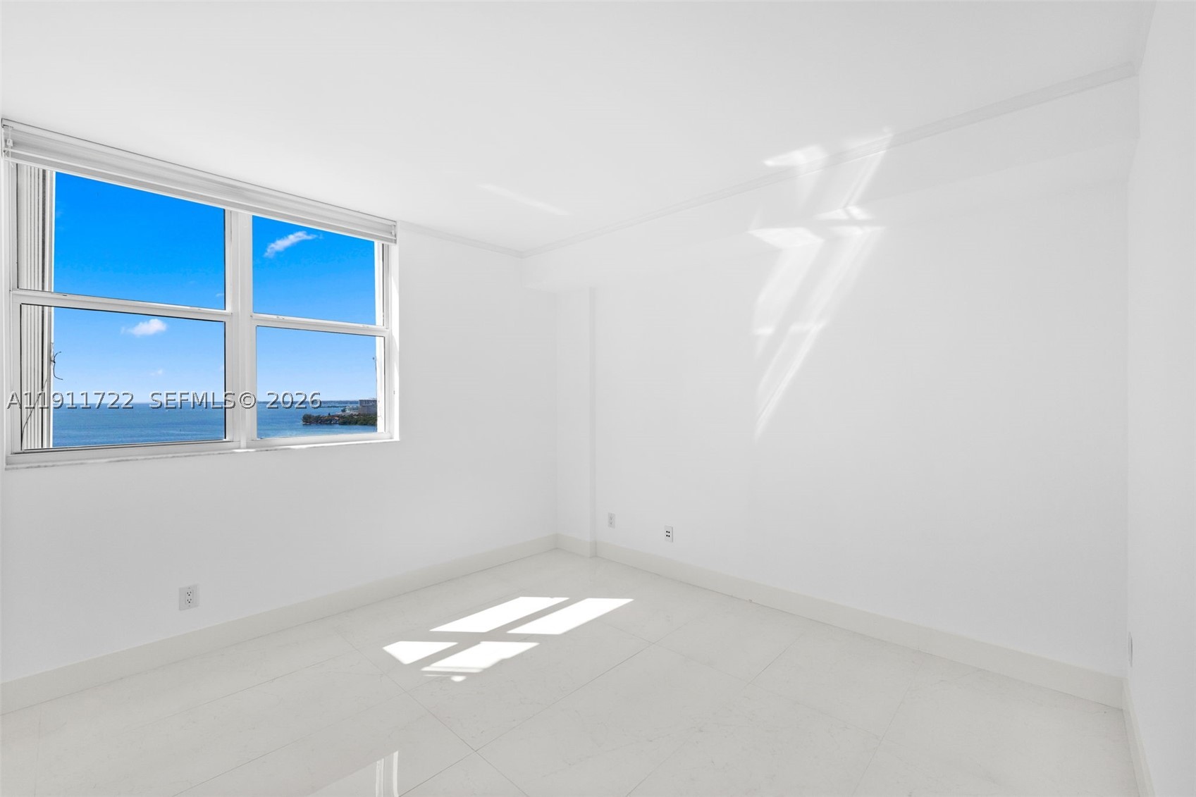 2475 Brickell Ave 1907 Property Photo 28