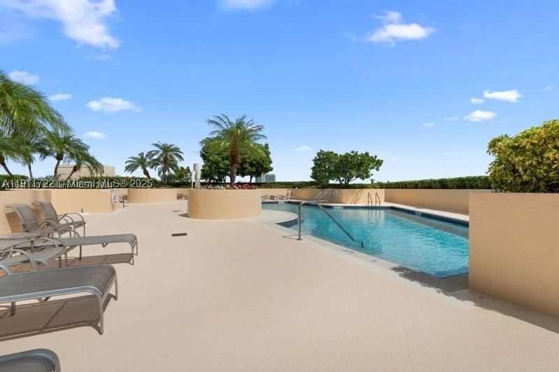 2475 Brickell Ave 1907 Property Photo 44