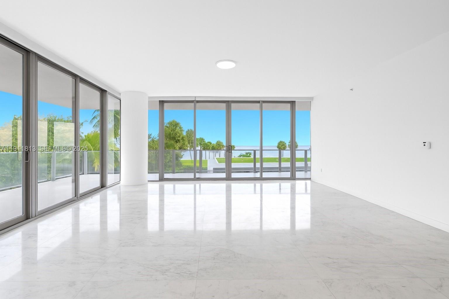 350 E Ocean Dr 301n Property Photo 3