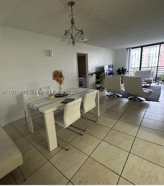 A11911880 Property Photo 10