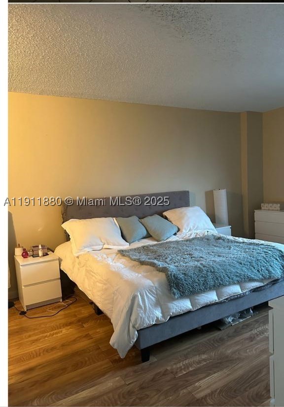 A11911880 Property Photo 14