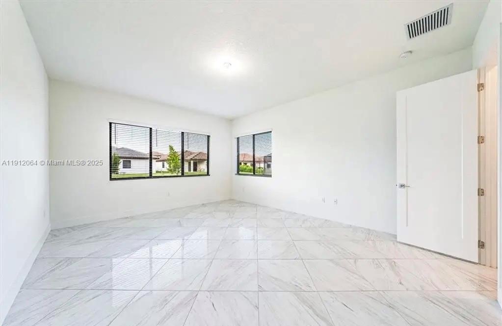 5048 Gambero Way Property Photo 5