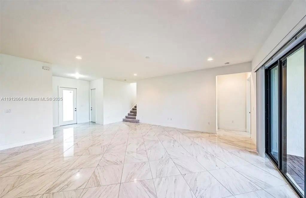 5048 Gambero Way Property Photo 10