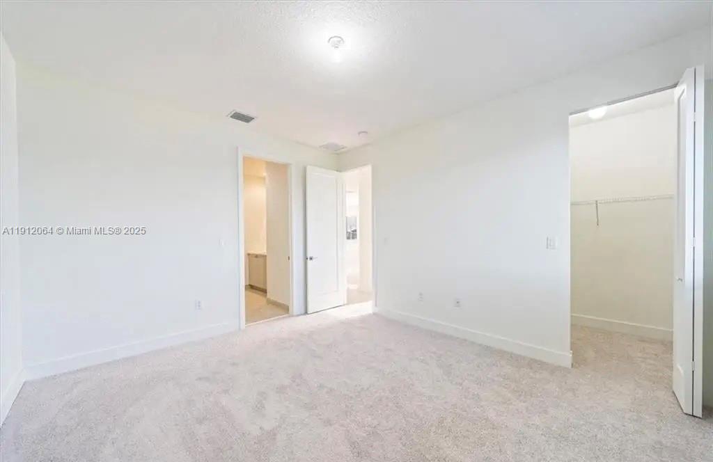 5048 Gambero Way Property Photo 13