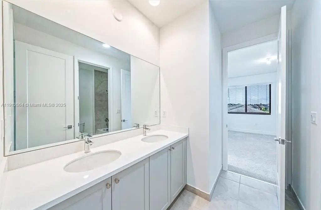 5048 Gambero Way Property Photo 15