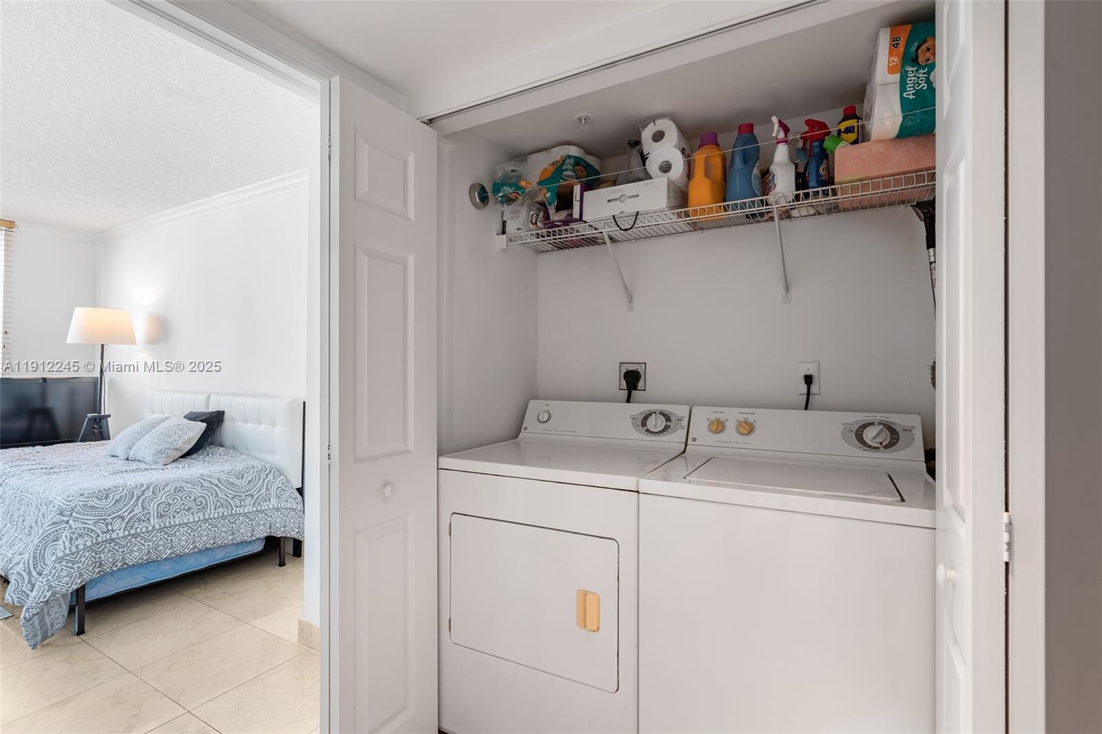 1155 Brickell Bay Dr 2708 Property Photo 19