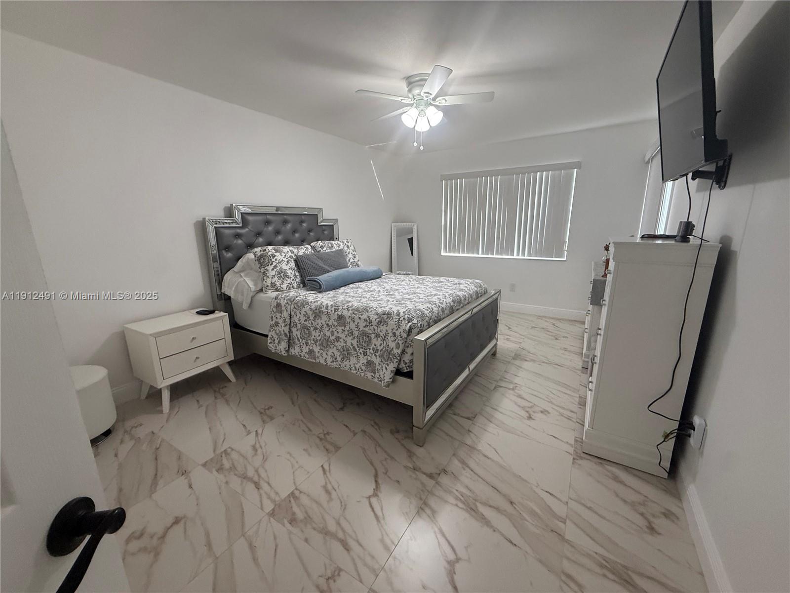 2203 Se 27th Dr 102-a Property Photo 14